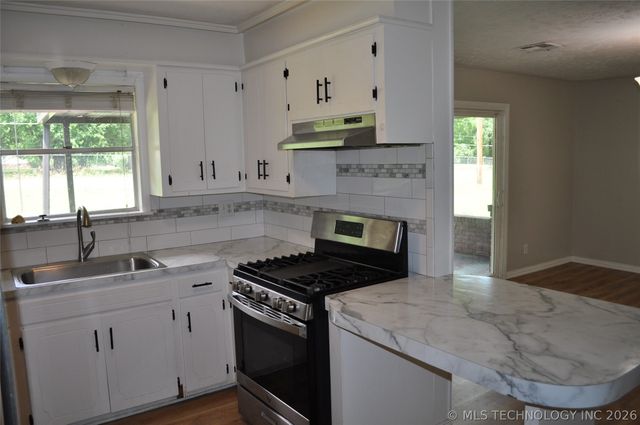 8115 E 117th Street, Bixby, OK 74008