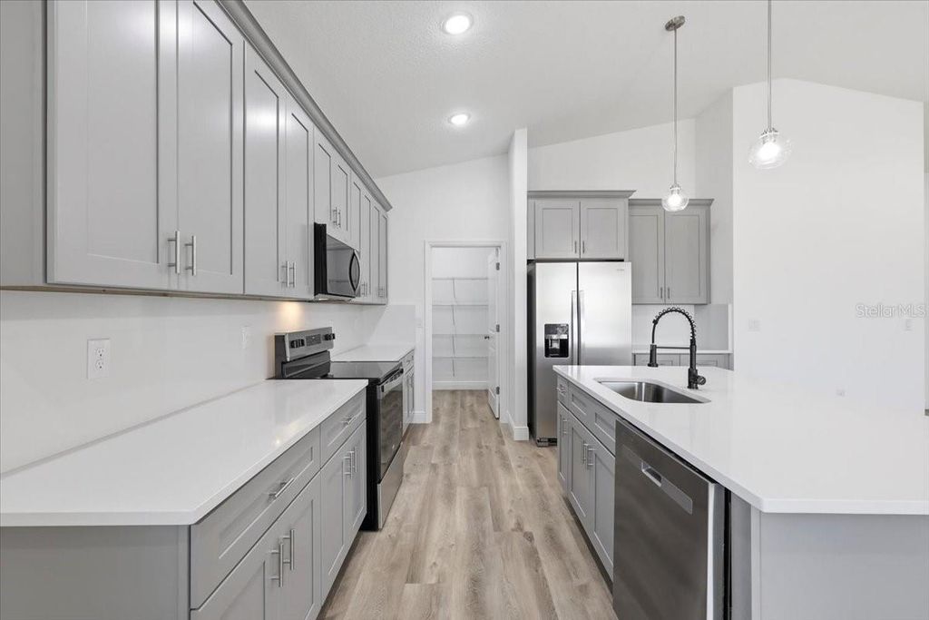 Image 9 of property listing at 363 VILLA SORRENTO CIRCLE, Haines City, FL 33844