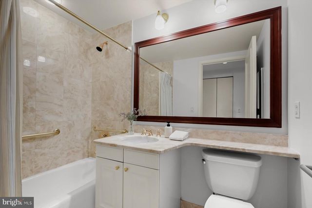 1155 23RD ST NW #5D, Washington, DC 20037