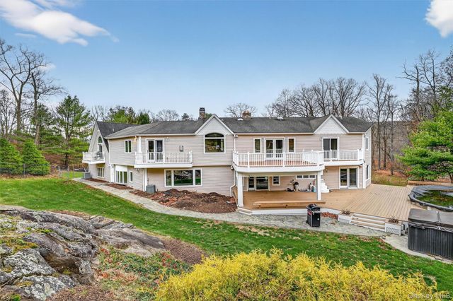 390 Nelson Road, Monroe, NY 10925