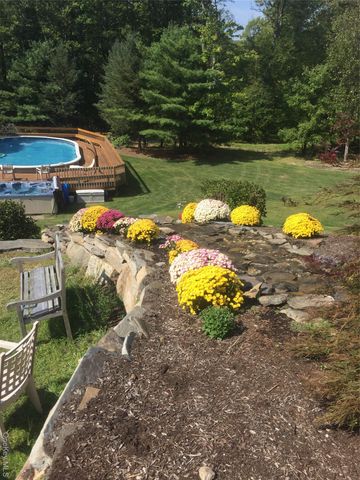 390 Nelson Road, Monroe, NY 10925