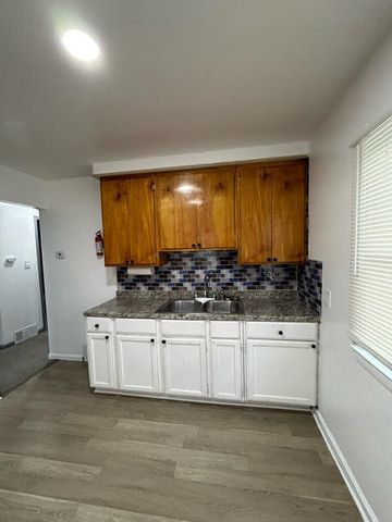 15885 Beaverland Street, Detroit City, MI 48223