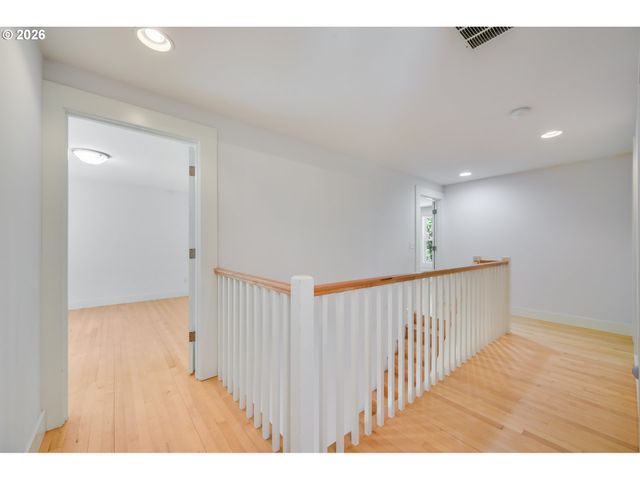 125 RIVER GLEN Ter, Kalama, WA 98625