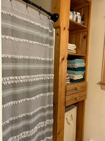 33 Williams Lane, Wolcott, VT 05680