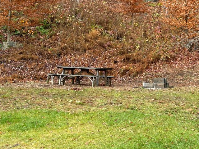 33 Williams Lane, Wolcott, VT 05680