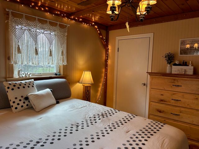 33 Williams Lane, Wolcott, VT 05680