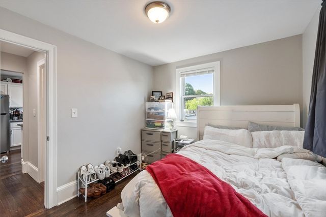 11 Town Hill St 1, Quincy, MA 02169