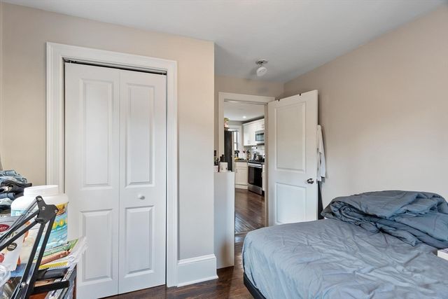 11 Town Hill St 1, Quincy, MA 02169