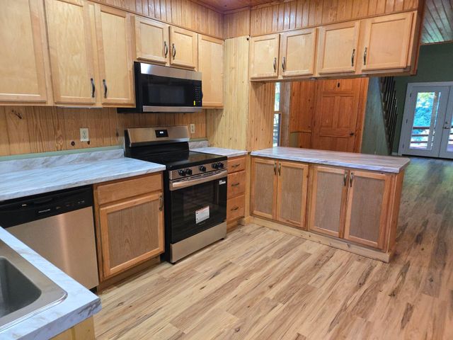 216 Bobo Drive, Hardy, AR 72542