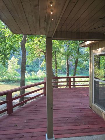 216 Bobo Drive, Hardy, AR 72542