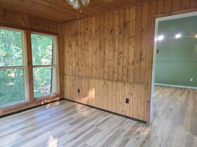 216 Bobo Drive, Hardy, AR 72542