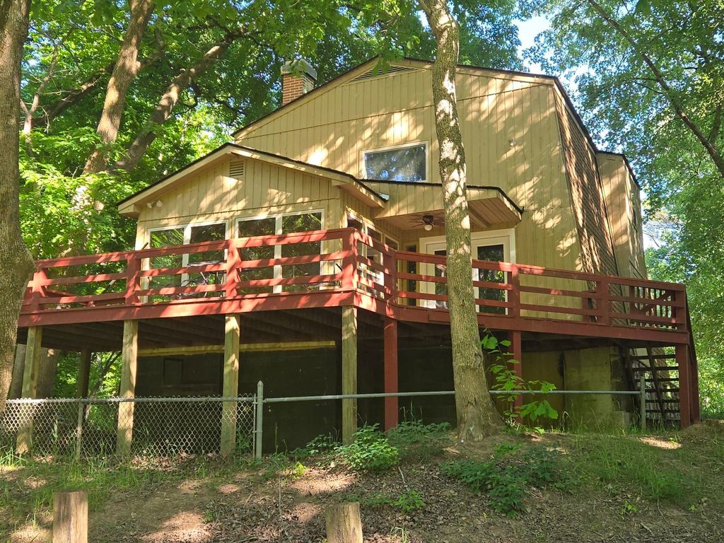 216 Bobo Drive, Hardy, AR 72542