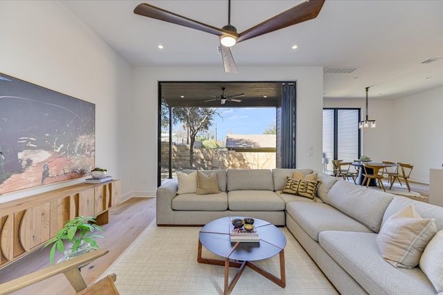 2401 Trailside DR B, Austin, TX 78704