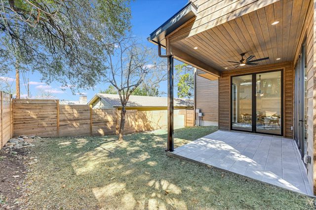2401 Trailside DR B, Austin, TX 78704