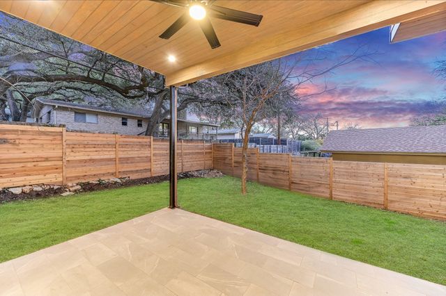 2401 Trailside DR B, Austin, TX 78704