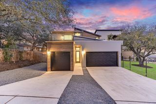 2401 Trailside DR B, Austin, TX 78704