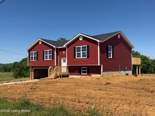 320 Lee Rd, Vine Grove, KY 40175
