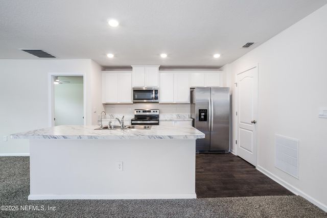 70021 MISTY LAKE Court, Yulee, FL 32097