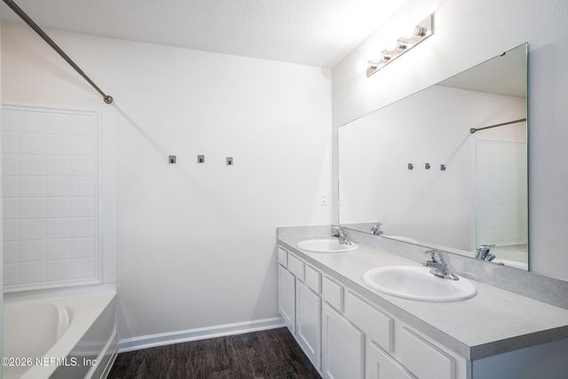 70021 MISTY LAKE Court, Yulee, FL 32097