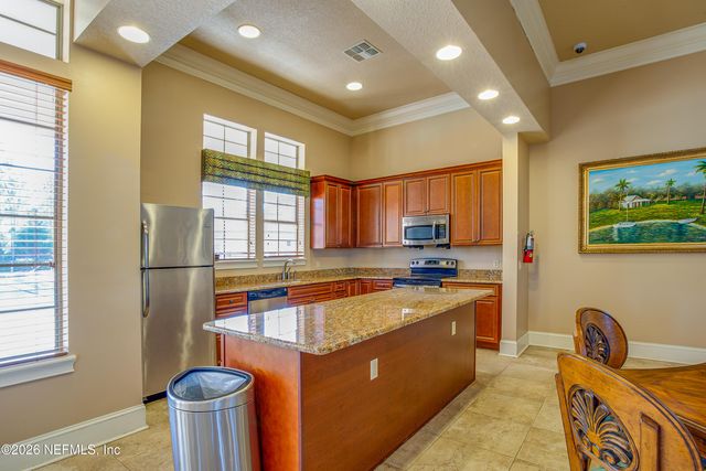 70021 MISTY LAKE Court, Yulee, FL 32097