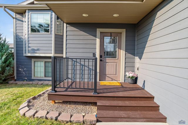 3573 WESSON RD, Rapid City, SD 57703