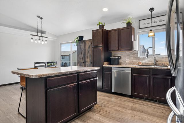 3573 WESSON RD, Rapid City, SD 57703