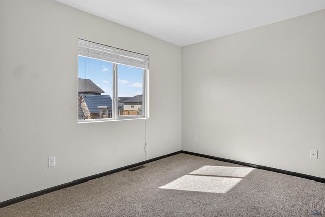 3573 WESSON RD, Rapid City, SD 57703