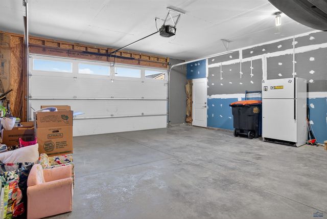 3573 WESSON RD, Rapid City, SD 57703