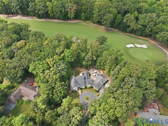 17 Quail Run Dr, Manakin Sabot, VA 23103
