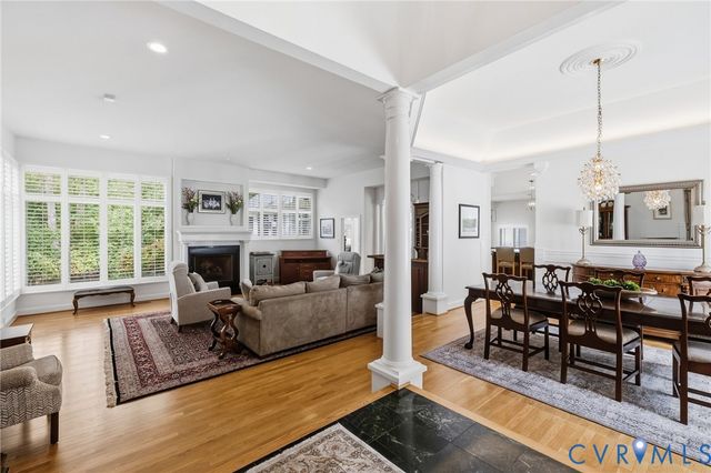 17 Quail Run Dr, Manakin Sabot, VA 23103