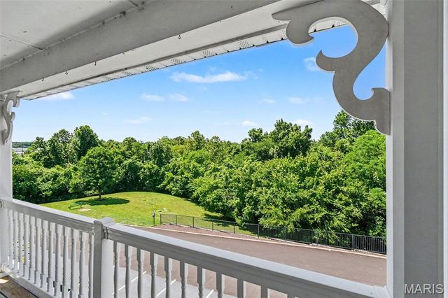 1141 Arbor Creek Drive 3B, St Louis, MO 63122