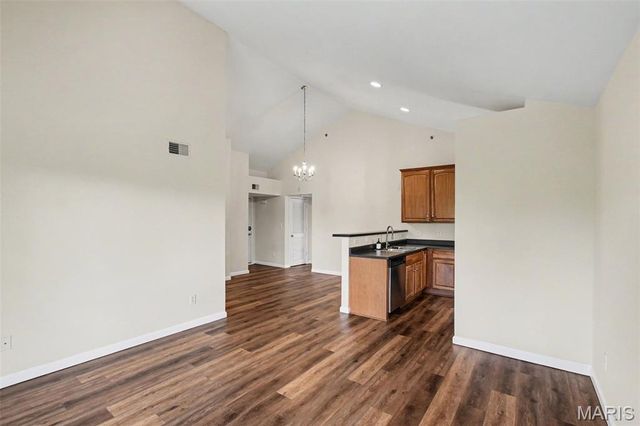 1141 Arbor Creek Drive 3B, St Louis, MO 63122