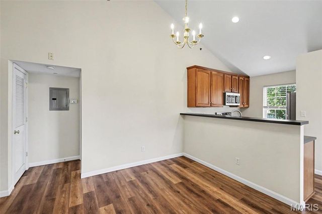 1141 Arbor Creek Drive 3B, St Louis, MO 63122