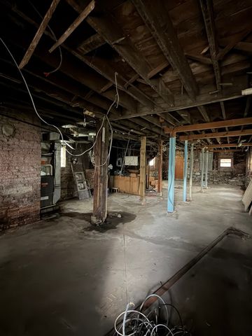 4505 S Union Avenue, Chicago, IL 60609