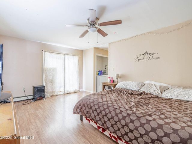 1769 Route 51, New Baltimore, NY 12087