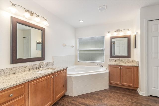 174 DAKOTA AVENUE, Groveland, FL 34736