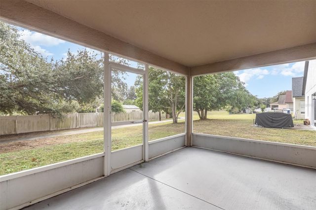 174 DAKOTA AVENUE, Groveland, FL 34736