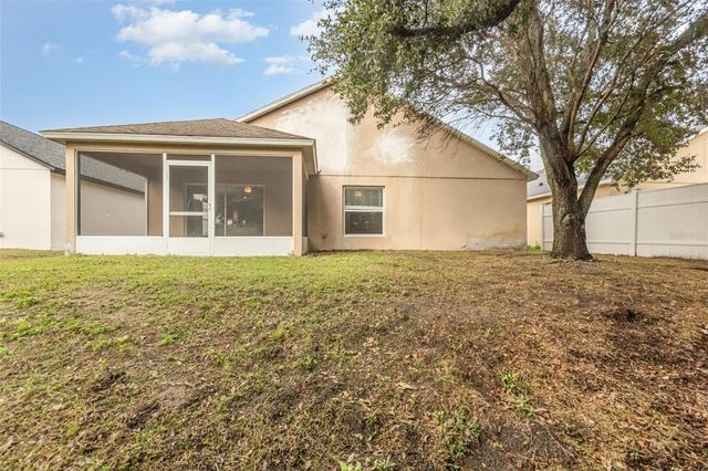 174 DAKOTA AVENUE, Groveland, FL 34736