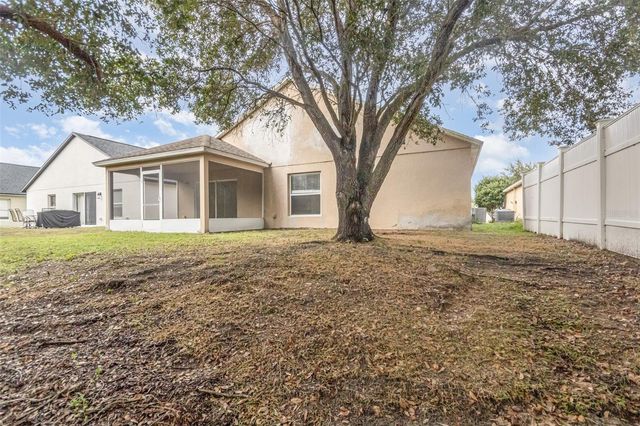 174 DAKOTA AVENUE, Groveland, FL 34736