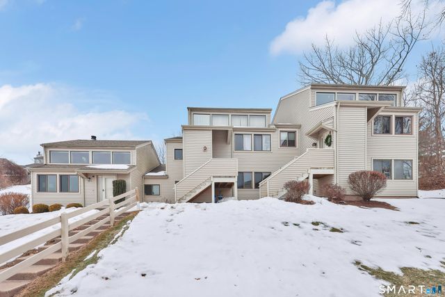 260 Brittany Farms Road APT B, New Britain, CT 06053