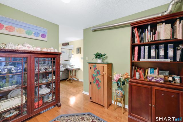 260 Brittany Farms Road APT B, New Britain, CT 06053