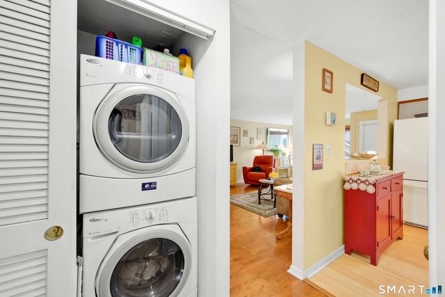 260 Brittany Farms Road APT B, New Britain, CT 06053