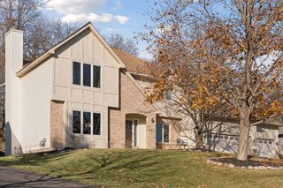 8463 Zanzibar Lane N, Maple Grove, MN 55311