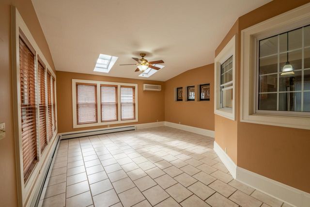 809 Richards AVENUE, Watertown, WI 53094