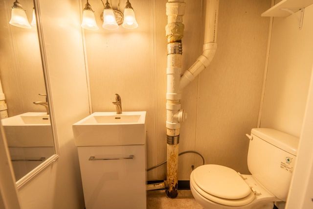 809 Richards AVENUE, Watertown, WI 53094