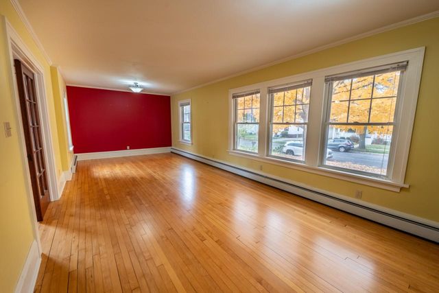 809 Richards AVENUE, Watertown, WI 53094