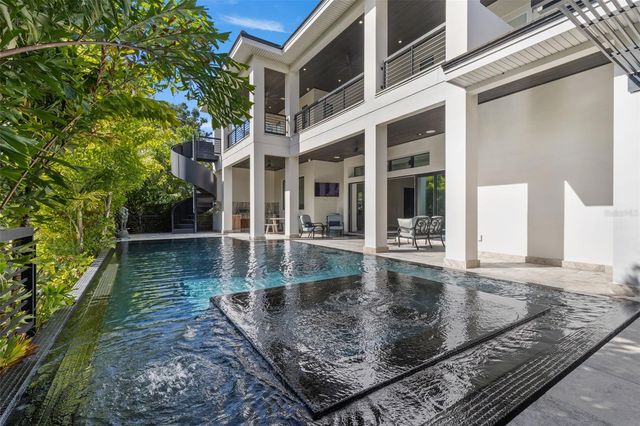 4924 W SAN RAFAEL STREET, Tampa, FL 33629