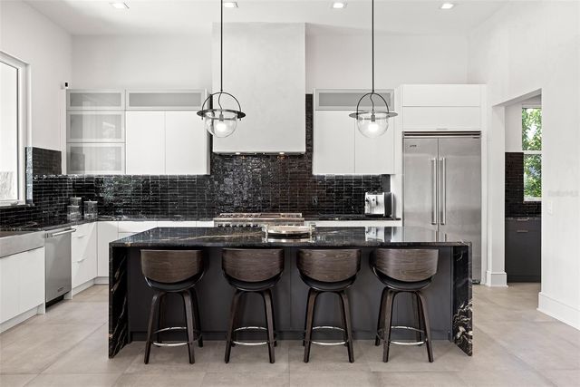 4924 W SAN RAFAEL STREET, Tampa, FL 33629