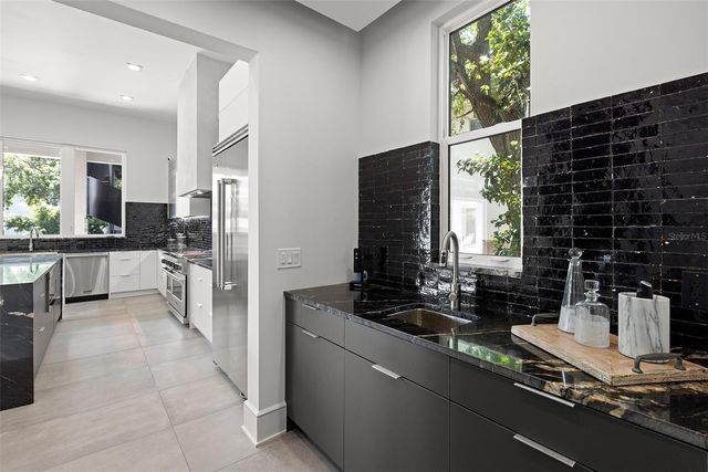 4924 W SAN RAFAEL STREET, Tampa, FL 33629