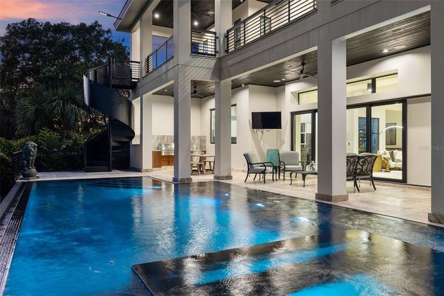 4924 W SAN RAFAEL STREET, Tampa, FL 33629